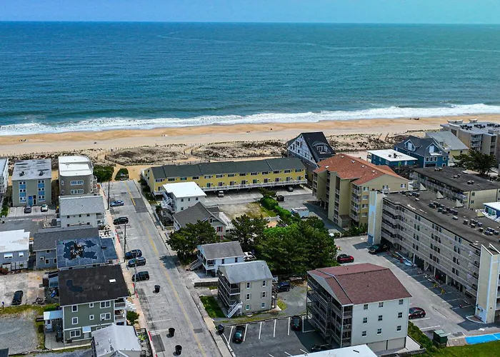 Spacious 2-bedroom On 43rd Street Easy Access To Oc Convention Center! Ocean Stadt