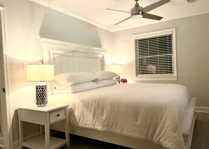 Ferienhaus Spacious 2-bedroom On 43rd Street Easy Access To Oc Convention Center!
